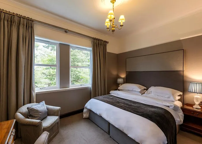 Top Hotels Near Aberdeen University Scotland